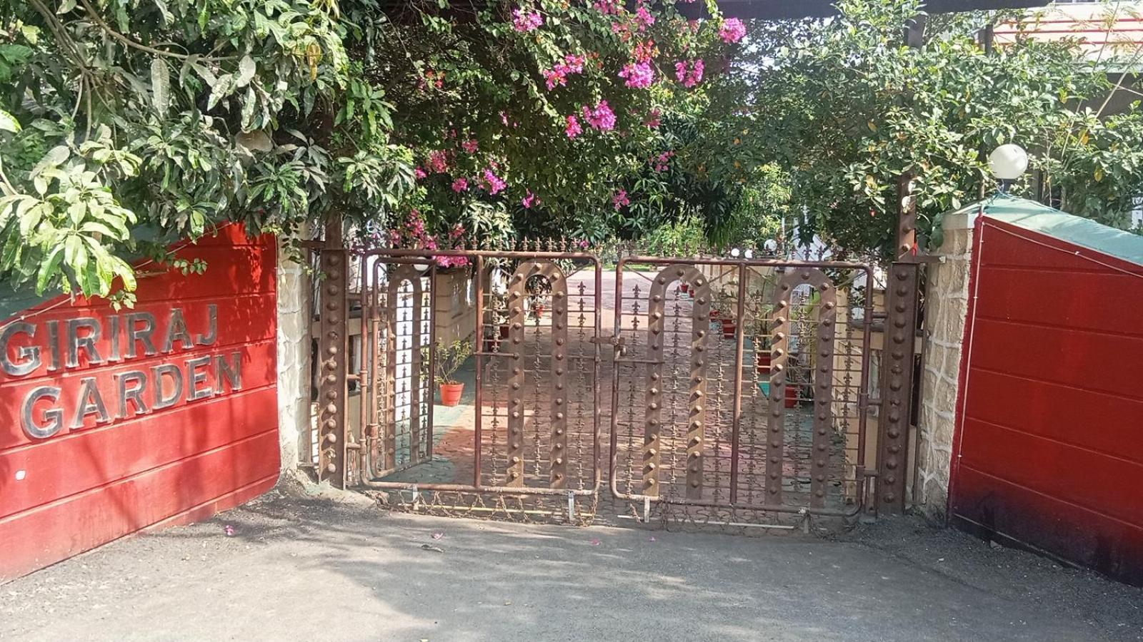 Giriraj Garden Resort Vagholi  Экстерьер фото